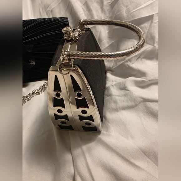 💫2 For $38💫 Bundle Corresponding Items For Deal!!! Clutch Trio Bags - Picture 15 of 15